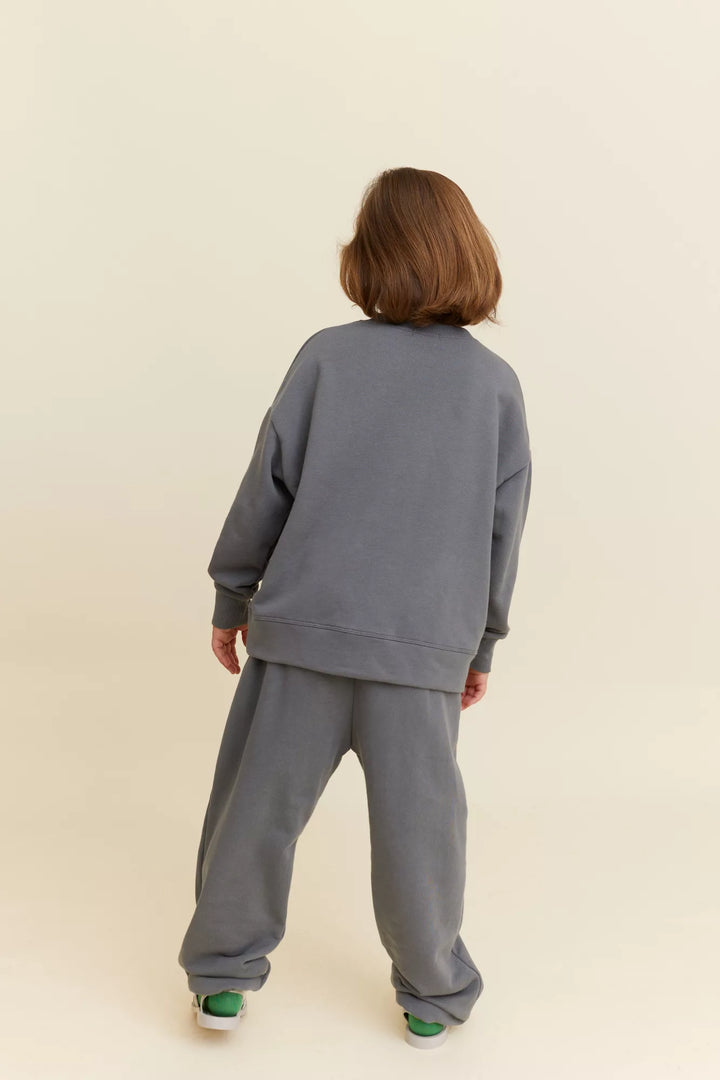 Sweatshirt with boucle pockets