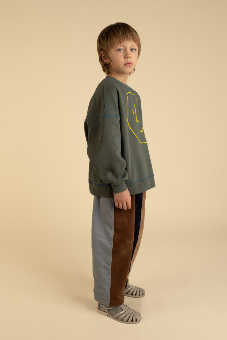 Sweatshirt with Potato Embroidery