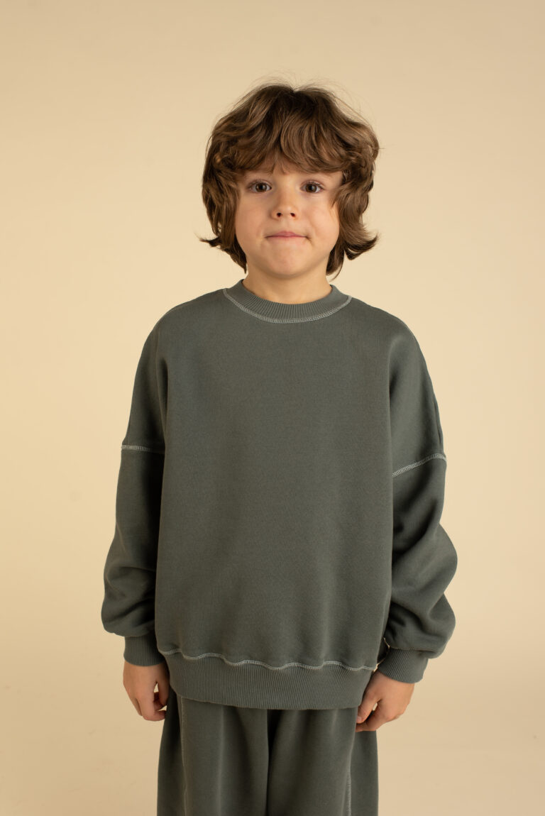 Oversized Minimalist Sweatshirt