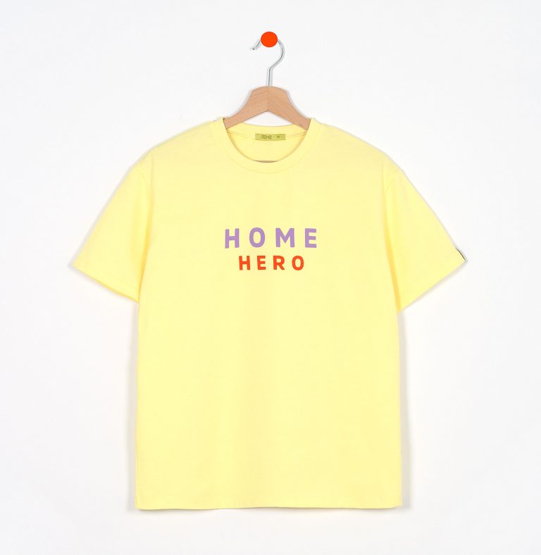 MAN T-shirt Home hero in yellow