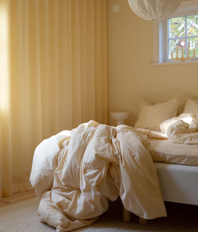 Midnatt Duvet Cover in Light Yellow