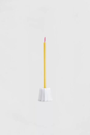 OVO Things Canele_Porcelain glossy white with a birthday candle (1)