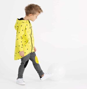 jumper yellow triangles