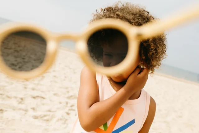 Beach days are loading! #oxoxclub #kidsfashion #kidswear