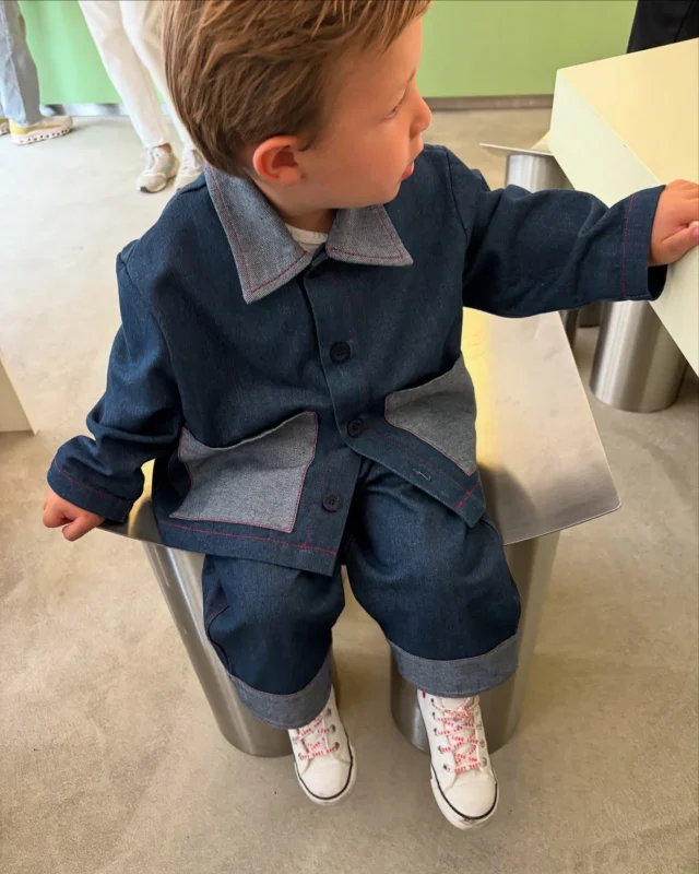Head-to-toe in @oxoxclub, Noah—@yaldabagher’s son—steals the show.😻
#oxoxclub