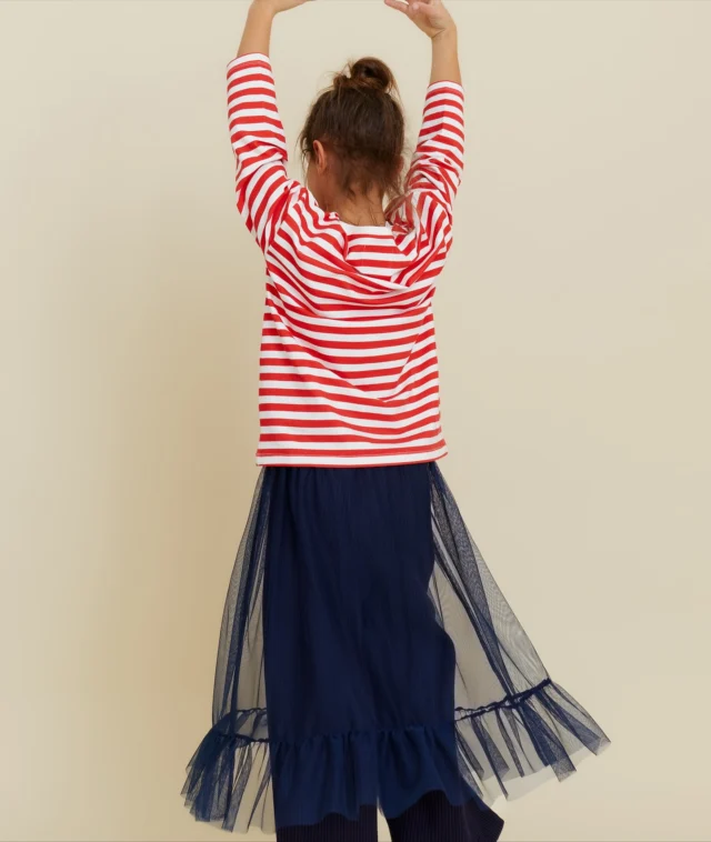 A tulle skirt reimagined for the holiday season. 
Crafted from upcycled deadstock tulle, it’s designed for dancing through December.
Shop at oxoxclub.com 

#oxoxclub #tulleskirt