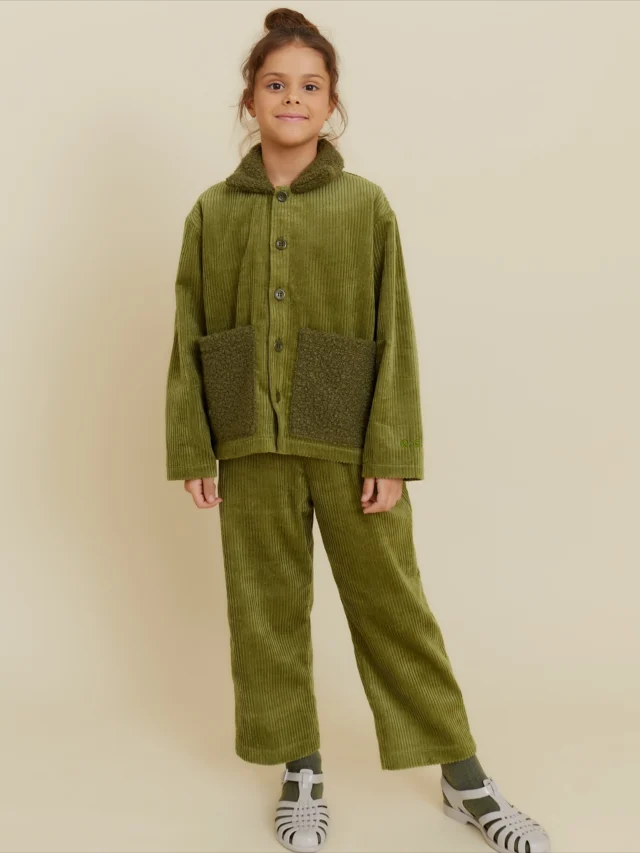 What colour would you choose for your Christmas soirées?

Discover our soft and chunky corduroy mainly made from cotton — with oversized shapes and vegan-fur details. 
#oxoxclub #kidswithstyle #kidsfashion #kidsclothing