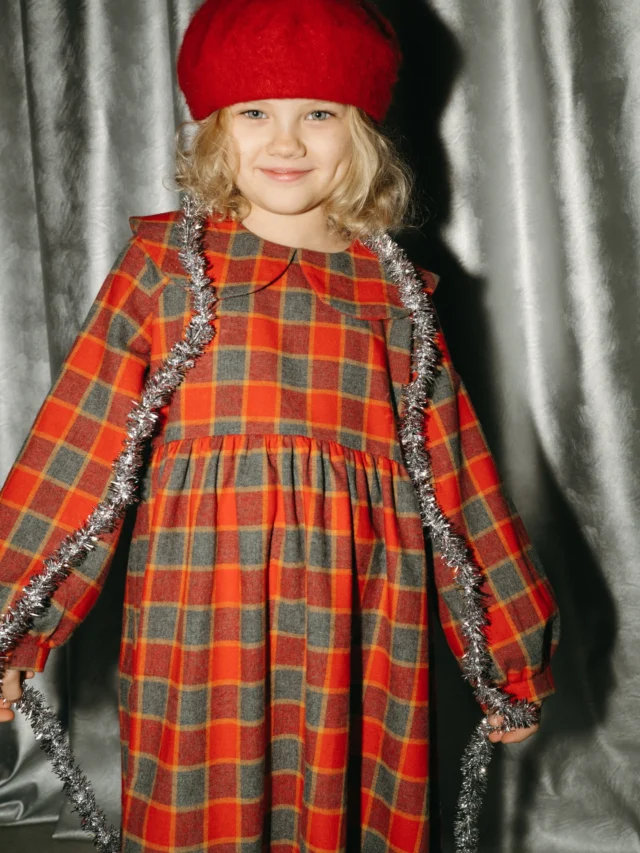 For party days and cinnamon-scented evenings.
A dreamy festive dress in softly brushed organic flannel cotton. 🥨

#oxoxclub #newarrival #festivedress